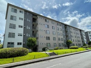 膳所ハイツ6号棟外観写真