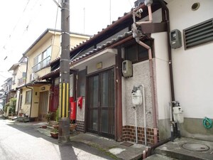 中央４丁目貸家外観写真