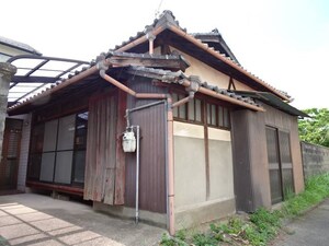 神領３丁目貸家外観写真