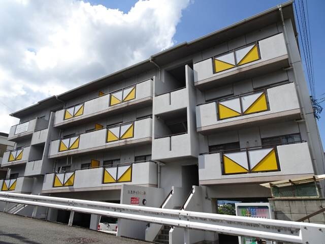 エステイト国分の物件外観写真