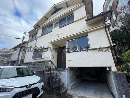 成田東ケ丘戸建　賃貸外観写真