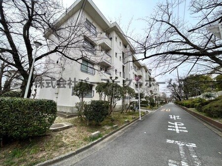 香里三井F住宅　79号棟外観写真
