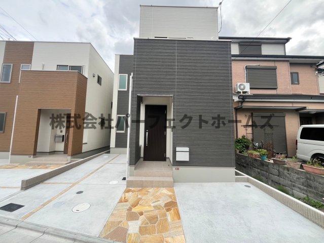 高槻市日向町戸建　賃貸