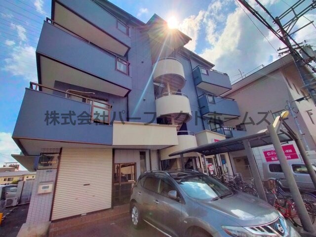 二三ハイツの物件外観写真