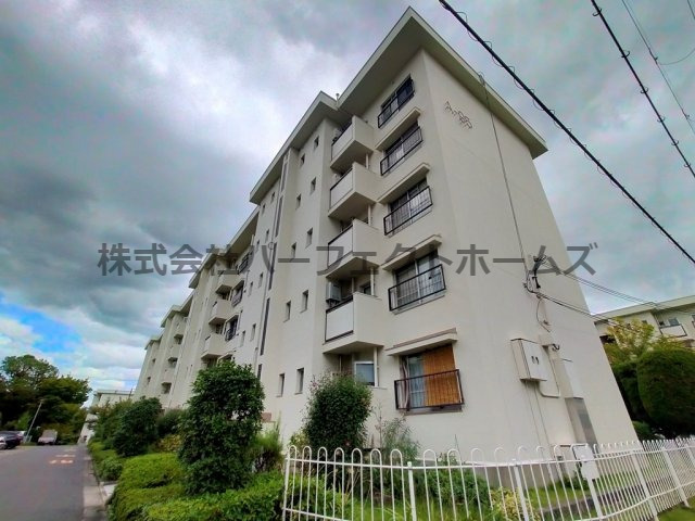 三井団地A95号棟