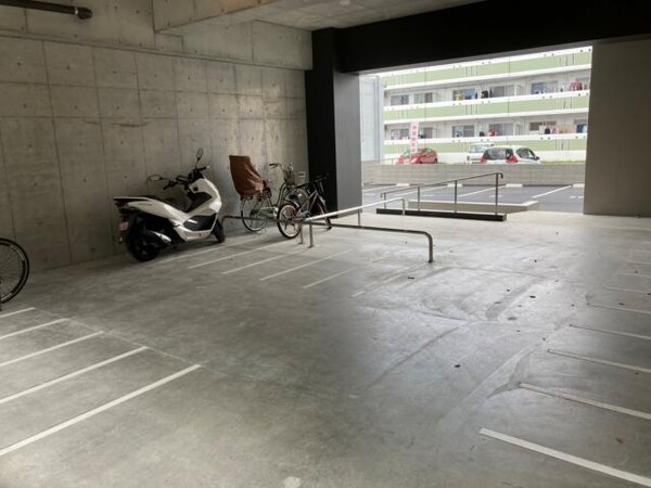 駐輪場