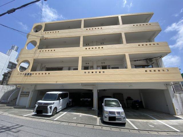 ハウス名嘉地