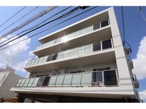 メゾンクレールモンテ天久の外観写真