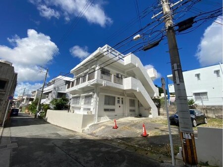 高良アパート外観写真