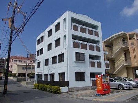 グランツニュー渡嘉敷外観写真