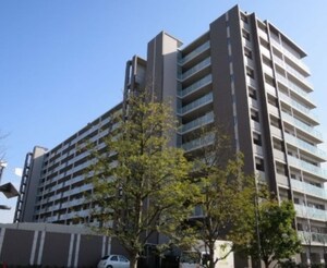 Brillia多摩ニュータウン B棟外観写真