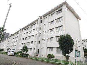 府中日鋼団地31号棟外観写真