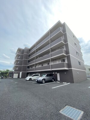 ランドパークスヤマ外観写真