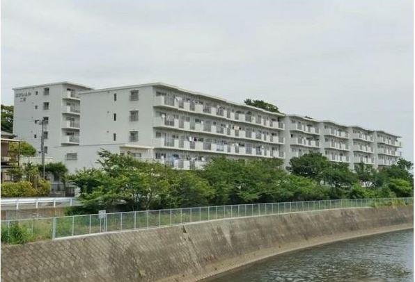 エクレール二宮　Ａ棟