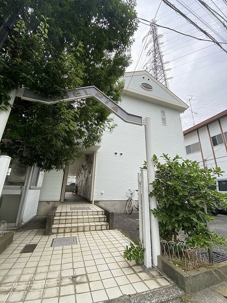 ベルピア鎌倉岩瀬1－2外観写真