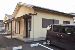 海野貸家外観写真