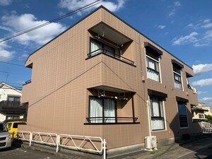 メゾンアイリスF外観写真
