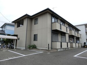 メルヴェーユヤマドリ外観写真
