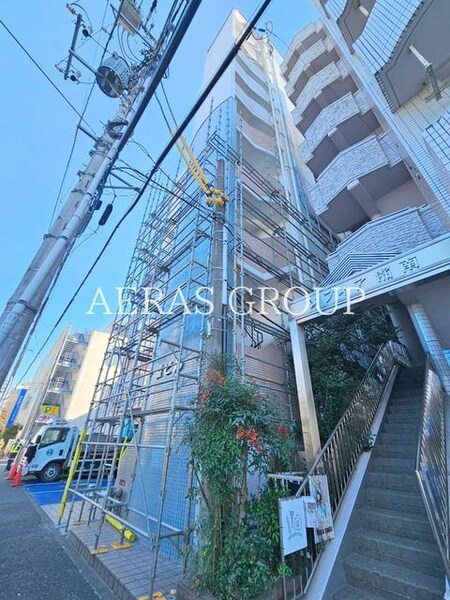 綴ビル外観写真