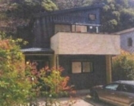 稲村ケ崎貸家A号棟外観写真