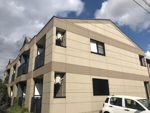 コンフォール三宅外観写真