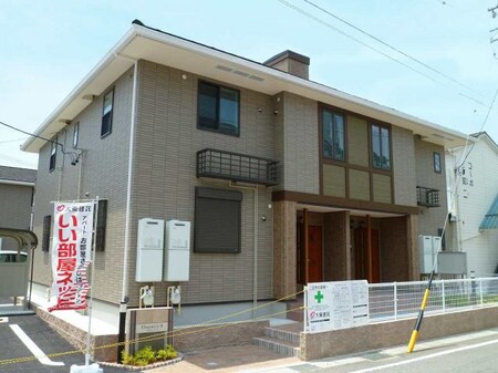 Ｅｌｅｇａｎｃｉａ　Ｂ外観写真