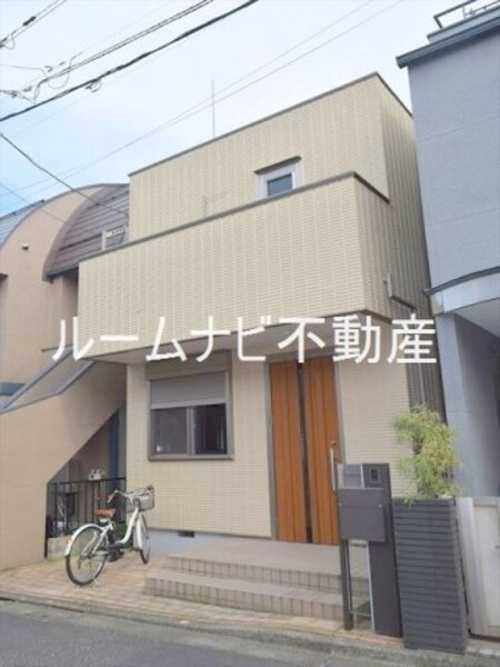 千川戸建外観写真