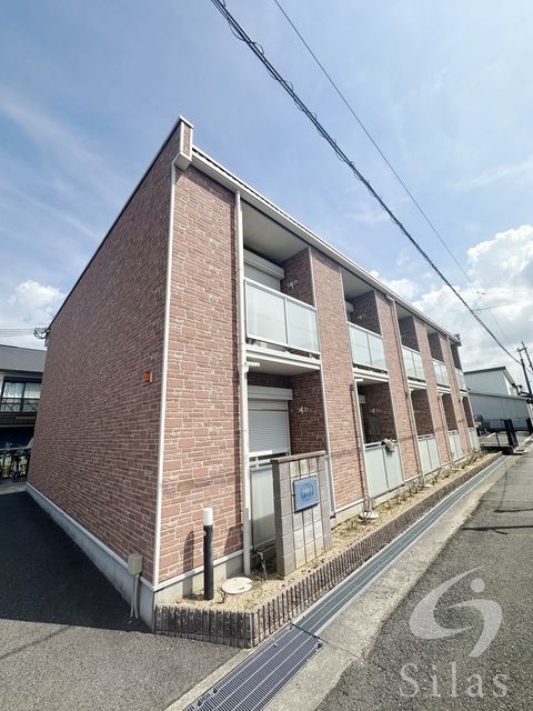 レオネクストロウェナ