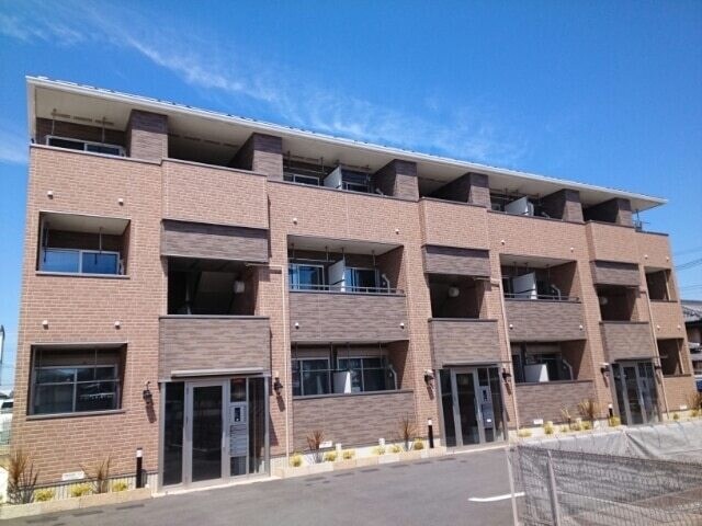 ガーデン・ヴィラⅡの物件外観写真