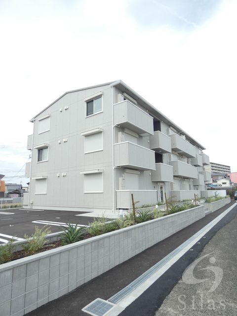 R-001