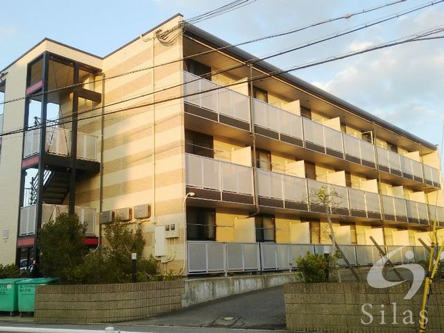 レオパレス川向