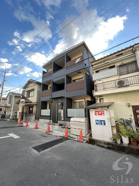 GRANDIR弥刀外観写真