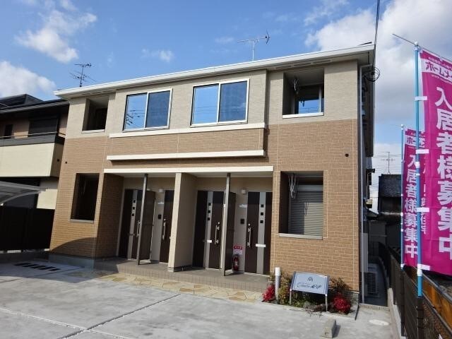 キャトル紀寺の物件外観写真