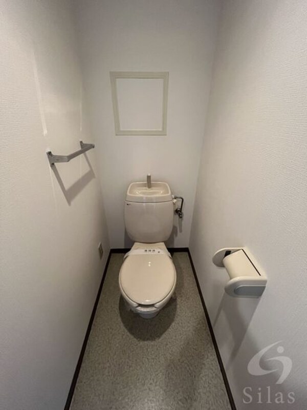 トイレ(反転画像)