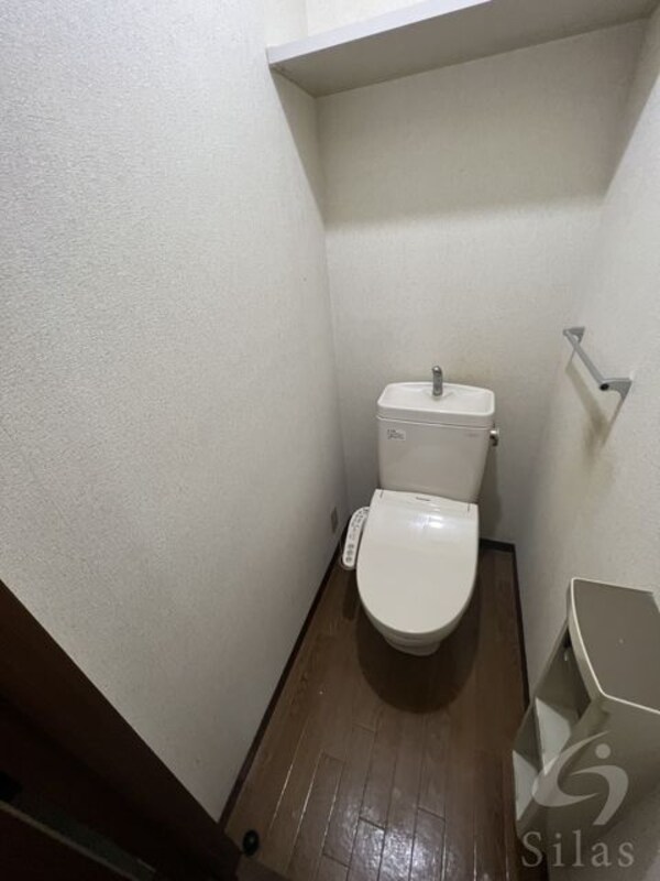 トイレ(反転画像)