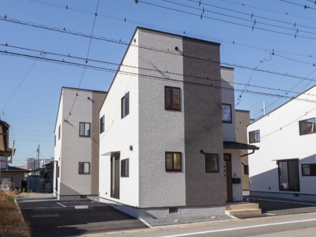 サンクセゾン  E