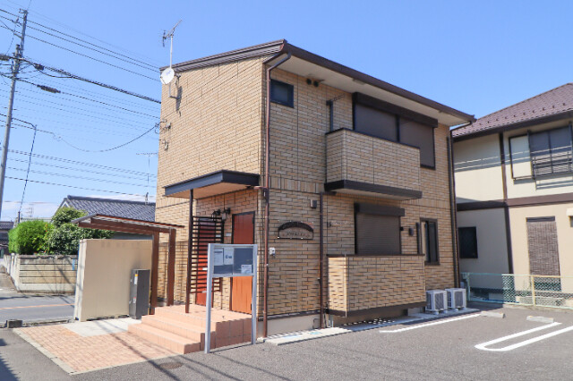 シャトルハイツ