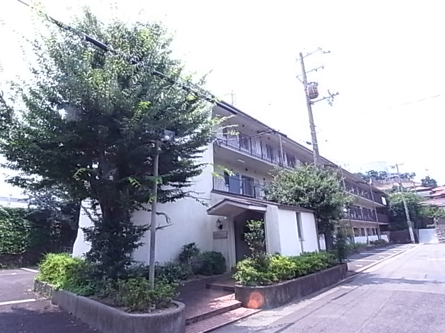 ハイツジェームス山