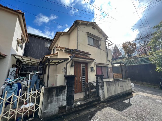 つつじが丘４丁目貸家