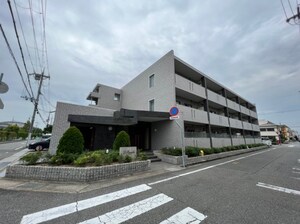 ルパラディ外観写真