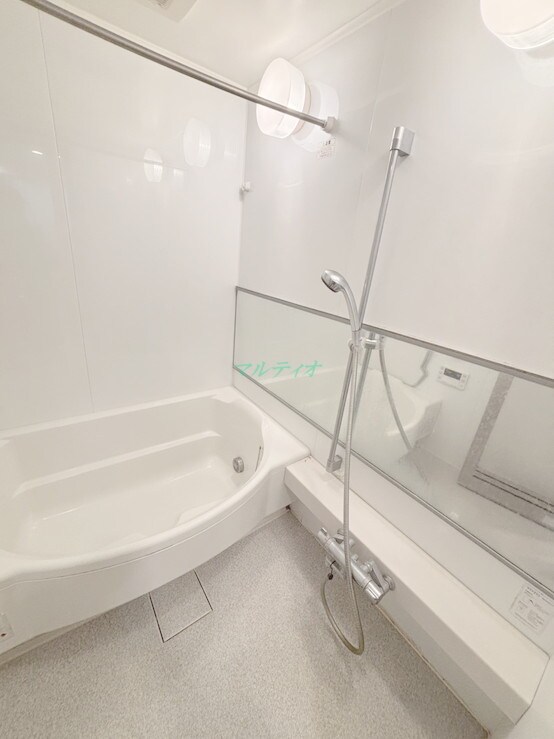 物件内観写真3　(浴室)