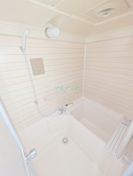 物件内観写真6　(浴室)