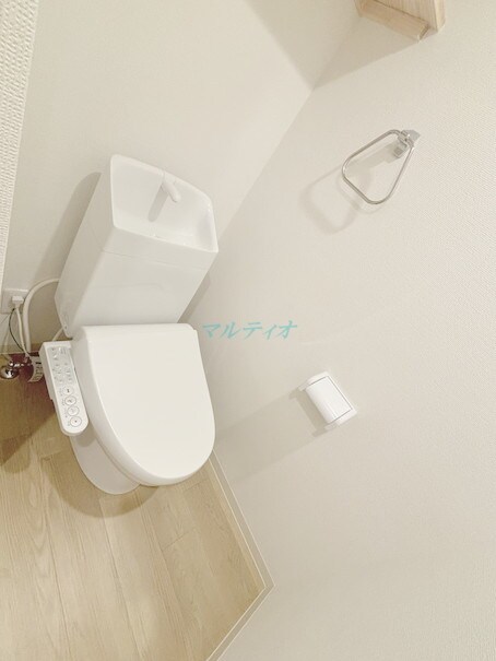 物件内観写真5　(トイレ)