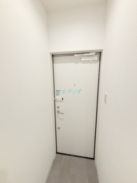 物件内観写真14　(玄関)