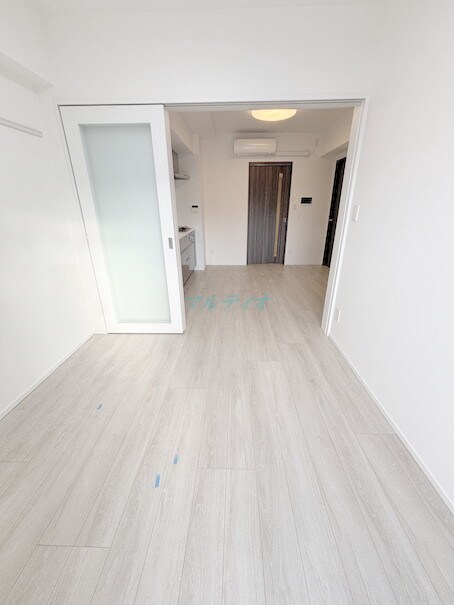 物件内観写真8　(洋室)