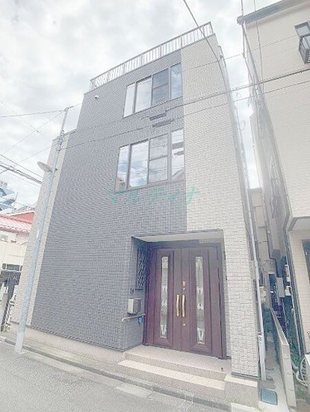 東日暮里三丁目戸建て外観写真