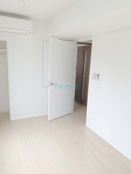 物件内観写真8　(洋室)