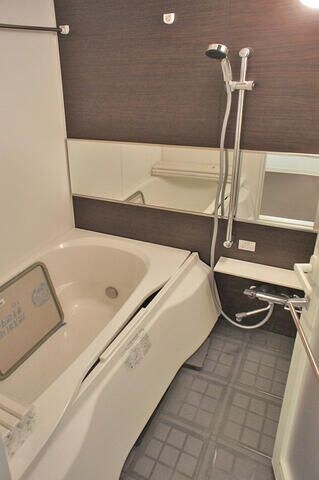 物件内観写真3　(浴室)