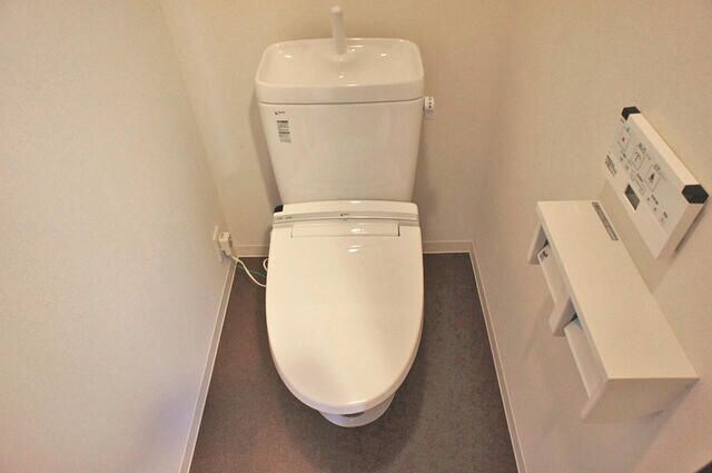 物件内観写真9　(トイレ)