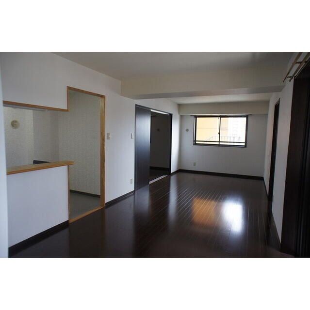 物件内観写真6　(洋室)